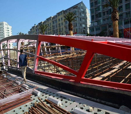 鋼結(jié)構(gòu)氟碳漆.jpg 鋼結(jié)構(gòu)氟碳漆.jpg